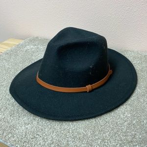 New Black felt hat/fedora with brown trim
